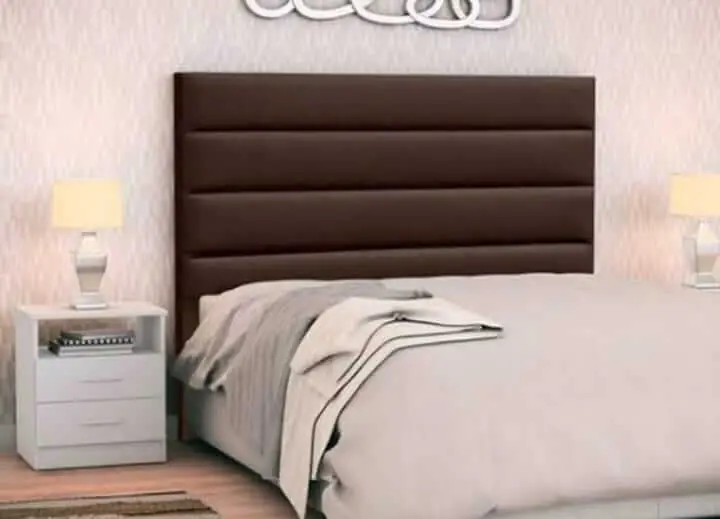 Cabeceira estofada